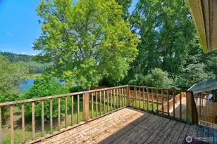 347 E Birnie Slough Rd, Cathlamet, WA 98612 - Photo 31
