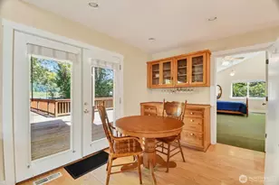 347 E Birnie Slough Rd, Cathlamet, WA 98612 - Photo 9