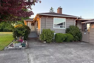 361 Second Ave, Forks, WA 98331 - Photo 3