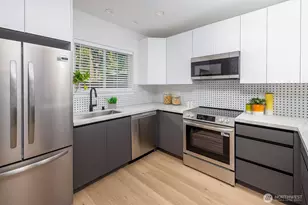13730 Stone Ave N, Seattle, WA 98133 - Photo 7