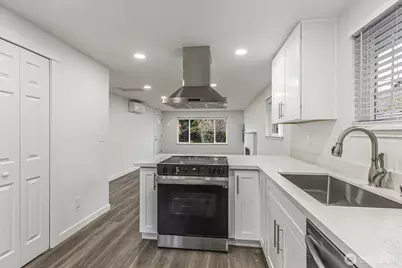 4424 S Holly Street, Seattle, WA 98118 - Photo 11