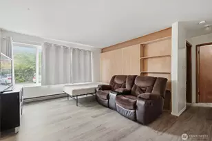 4803 S Henderson St, Seattle, WA 98118 - Photo 7