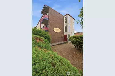 4803 S Henderson Street, Seattle, WA 98118 - Photo 3