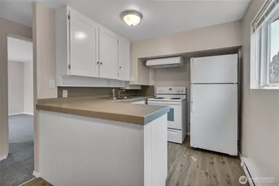 4613 S 125th Street SE, Tukwila, WA 98178 - Photo 9