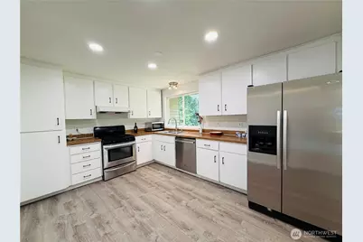 14618 NE 178th Street, Woodinville, WA 98072 - Photo 9