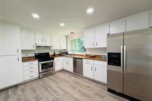 14618 NE 178th St, Woodinville, WA 98072 - Photo 9