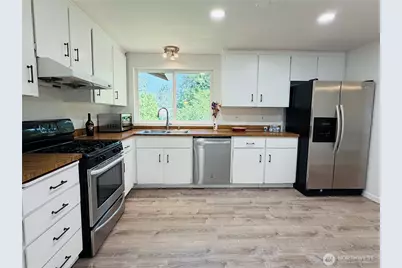 14618 NE 178th Street, Woodinville, WA 98072 - Photo 7