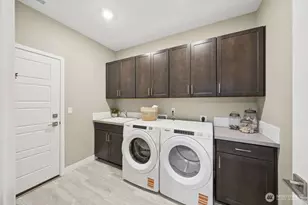14702 207th Ave E, Bonney Lake, WA 98391 - Photo 9