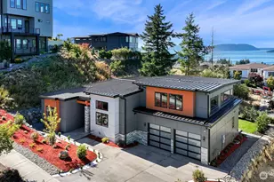 3951 Rock Ridge Pkwy, Anacortes, WA 98221 - Photo 1