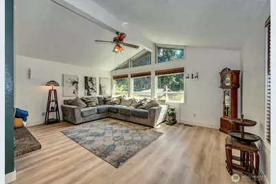 21220 Shell Valley Road, Edmonds, WA 98026 - Photo 9