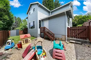 18014 81st Ln NE, Kenmore, WA 98028 - Photo 19
