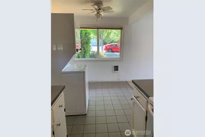 1832 27th Avenue, Seattle, WA 98122 - Photo 9