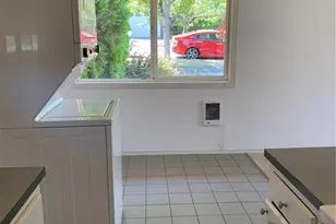 1832 27th Ave, Seattle, WA 98122 - Photo 9