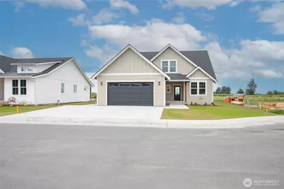 312 W 3rd Street, Everson, WA 98247 - Photo 3