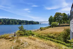 6337 NE Balzow Rd, Suquamish, WA 98392 - Photo 3