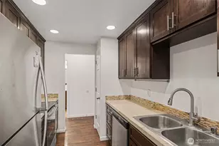 1420 153rd Ave NE, Bellevue, WA 98007 - Photo 9
