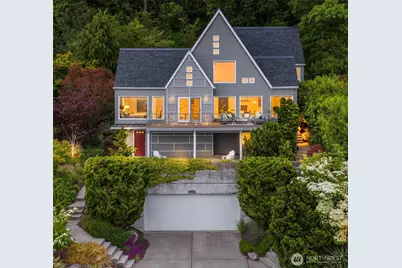 4622 57th Avenue SW, Seattle, WA 98116 - Photo 3