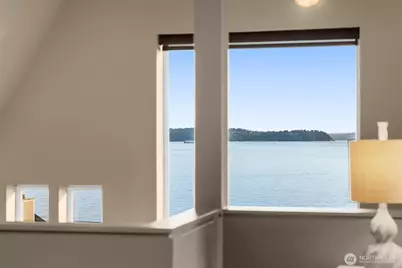 4622 57th Avenue SW, Seattle, WA 98116 - Photo 11