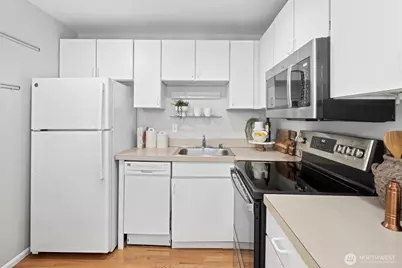 756 State Street S #756A, Kirkland, WA 98033 - Photo 9