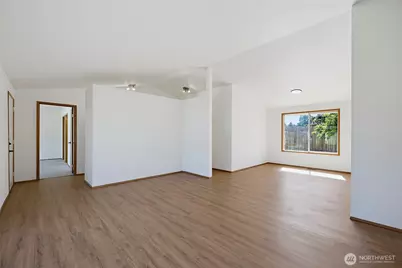 15012 2nd Avenue E, Tacoma, WA 98445 - Photo 7