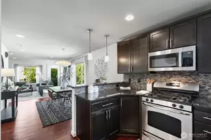 4507 Linden Ave N, Seattle, WA 98103 - Photo 13