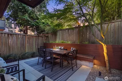 4507 Linden Avenue N #A, Seattle, WA 98103 - Photo 31