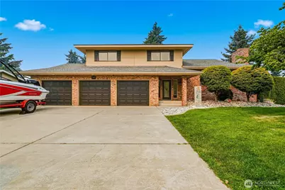 1690 Eastmont Avenue, East Wenatchee, WA 98802 - Photo 1