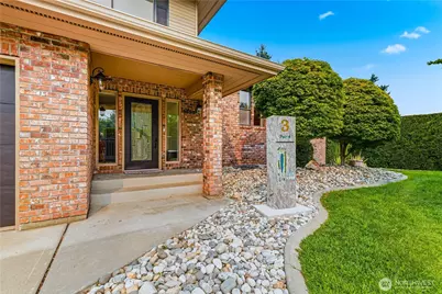 1690 Eastmont Avenue, East Wenatchee, WA 98802 - Photo 3