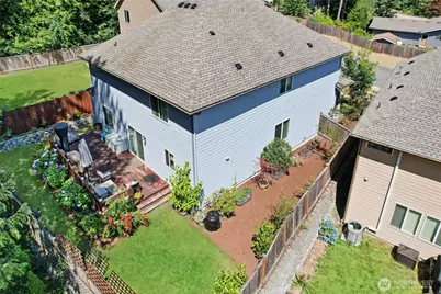 124 147th Place SE, Lynnwood, WA 98087 - Photo 3