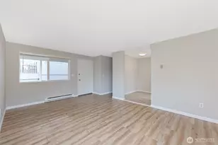 361 Earlington Ave SW, Renton, WA 98057 - Photo 5