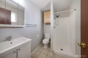 361 Earlington Ave SW, Renton, WA 98057 - Photo 23