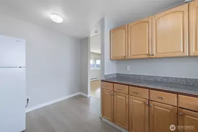 361 Earlington Avenue SW, Renton, WA 98057 - Photo 21