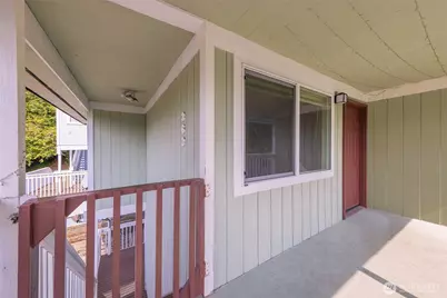 361 Earlington Avenue SW, Renton, WA 98057 - Photo 17