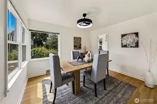 8215 4th Ave NE, Seattle, WA 98115 - Photo 9