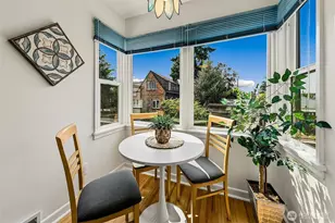 8215 4th Ave NE, Seattle, WA 98115 - Photo 13