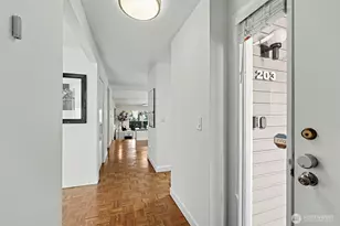 13605 NE 8th St, Bellevue, WA 98005 - Photo 7