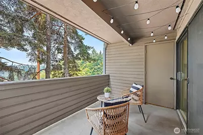 13605 NE 8th Street #203, Bellevue, WA 98005 - Photo 23