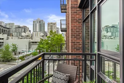 2911 2nd Avenue #506, Seattle, WA 98121 - Photo 13