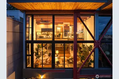 1707 Dexter Avenue N #B, Seattle, WA 98109 - Photo 3