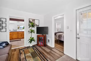 2327 S G St, Tacoma, WA 98405 - Photo 5