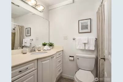 2501 Canterbury Lane E #119, Seattle, WA 98112 - Photo 21