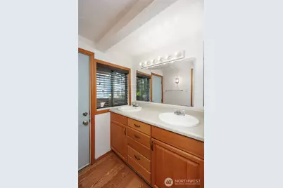 19708 North Park Avenue N, Shoreline, WA 98133 - Photo 11