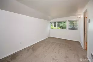 19708 N Park Ave N, Shoreline, WA 98133 - Photo 9