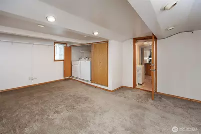 19708 North Park Avenue N, Shoreline, WA 98133 - Photo 23