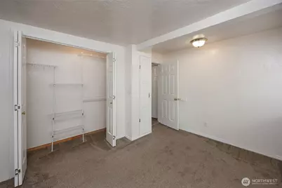 19708 North Park Avenue N, Shoreline, WA 98133 - Photo 19