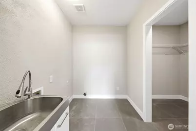 6809 Washington Avenue, Everett, WA 98203 - Photo 21