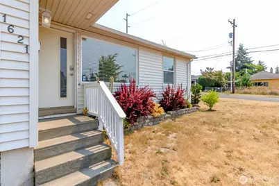 1621 S Durango Street, Tacoma, WA 98405 - Photo 5