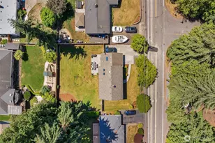 6505 NE Arrowhead Dr, Kenmore, WA 98028 - Photo 5