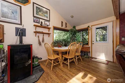 2111 W Hanks Lake Road, Shelton, WA 98584 - Photo 19