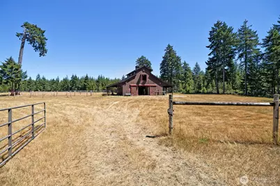 2111 W Hanks Lake Road, Shelton, WA 98584 - Photo 3